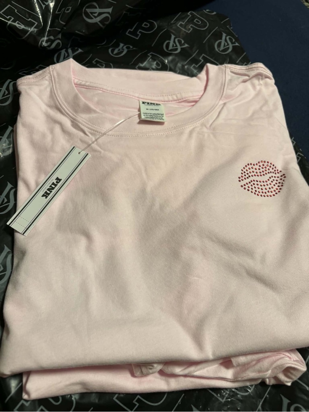 Victoria's Secret PINK Logo long sleeve Tee Size Medium NWT